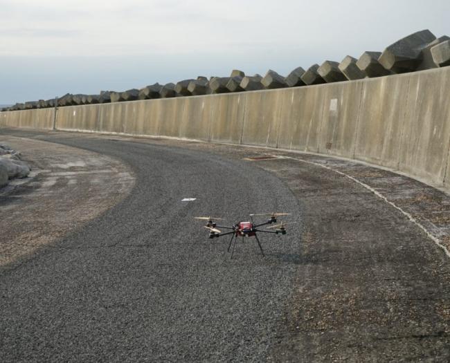 Levés photogrammétriques par drone sur une digue