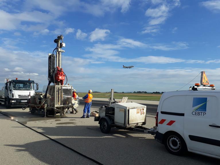 Auscultation chaussées aéroport Lyon